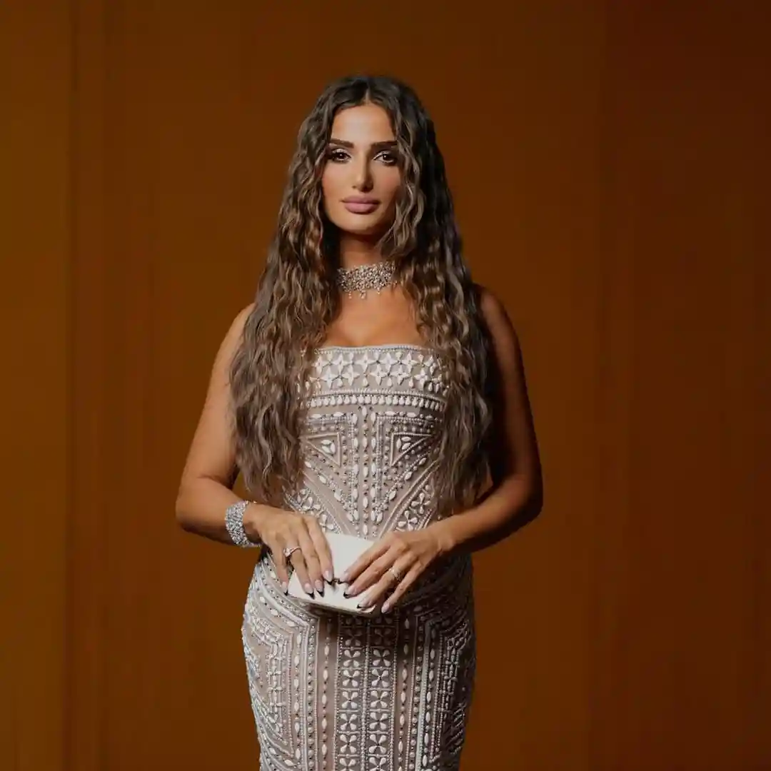 Ken Salon showcase 4